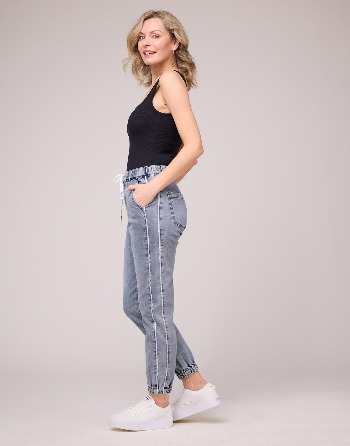 Malia Jogger Ocean Side