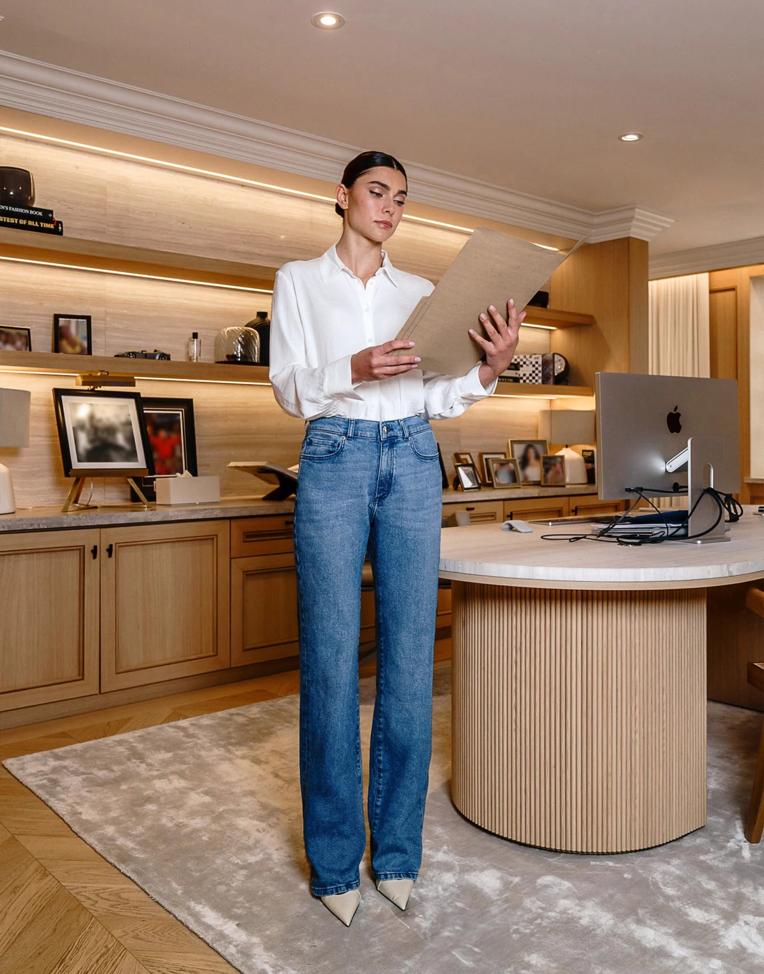 Chloe Straight - Aquila