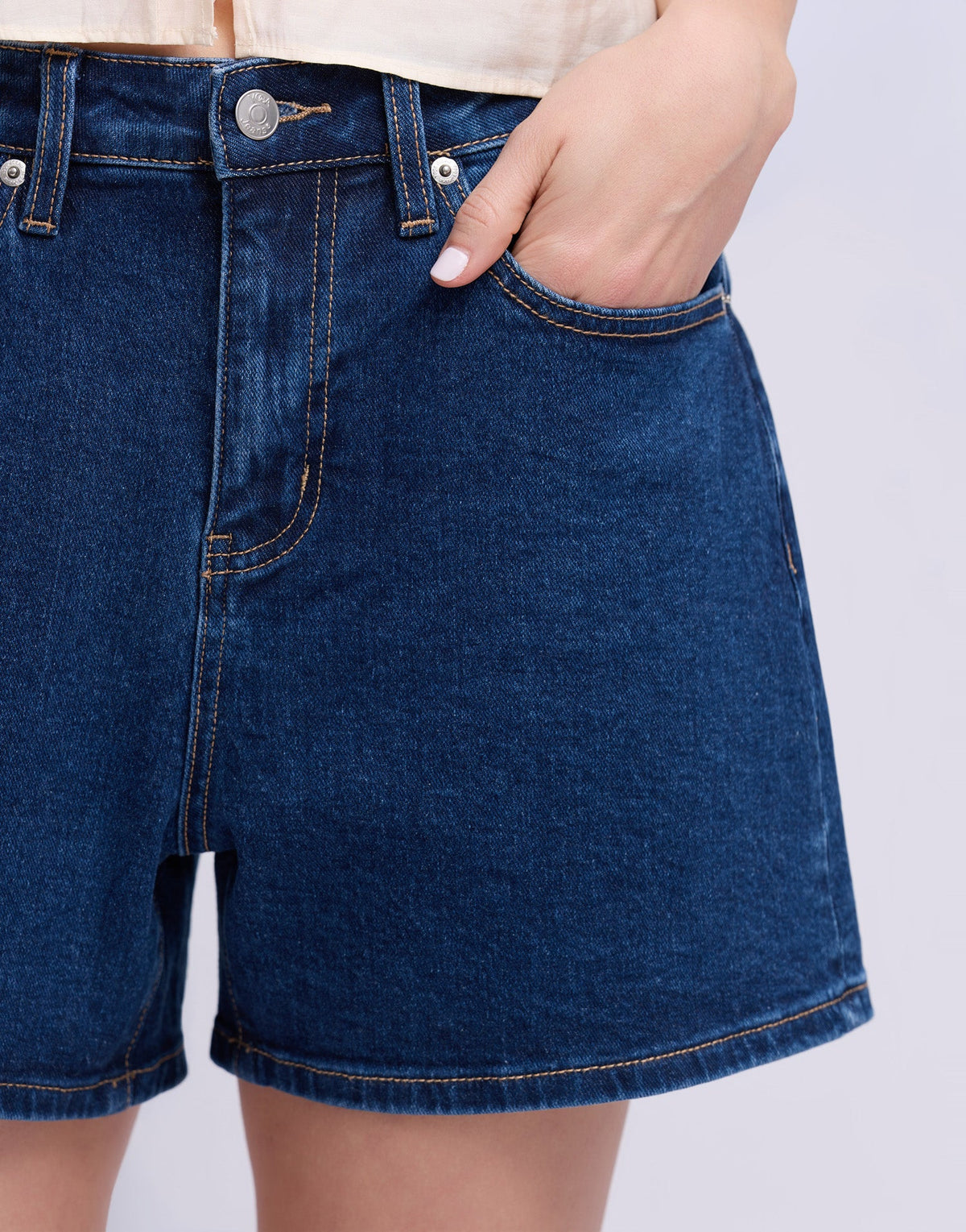 Niole - Barrel Short