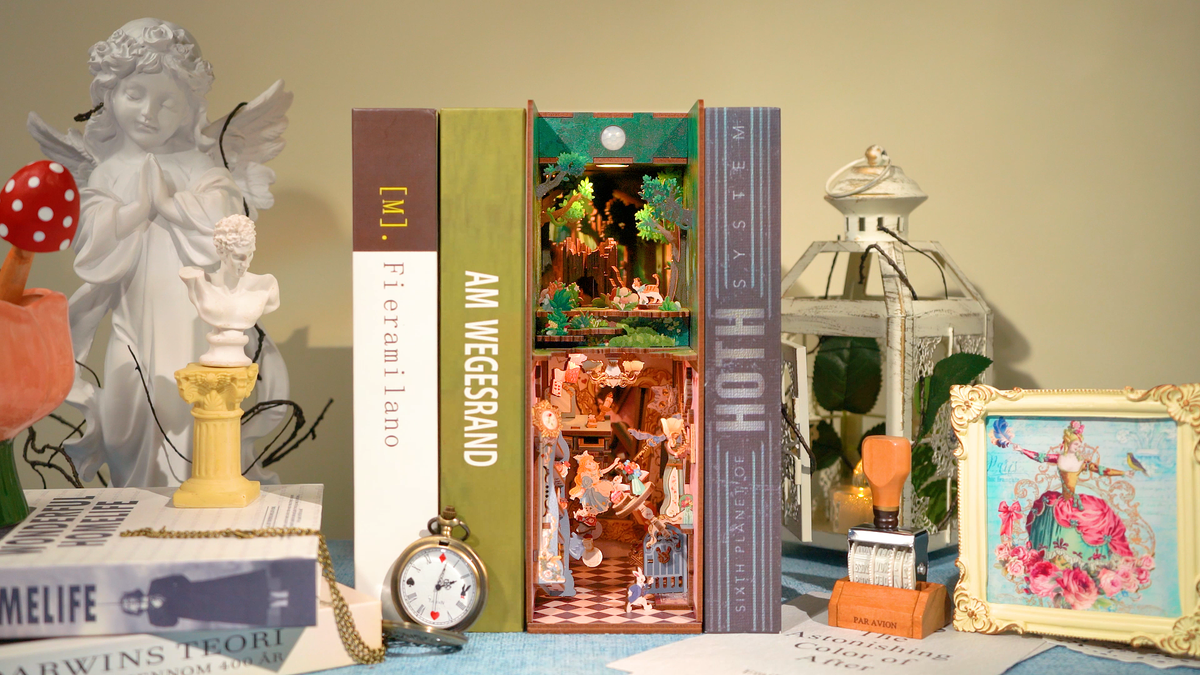 DIY Miniature House Book Nook Kit: Alice&#39;s Adventure