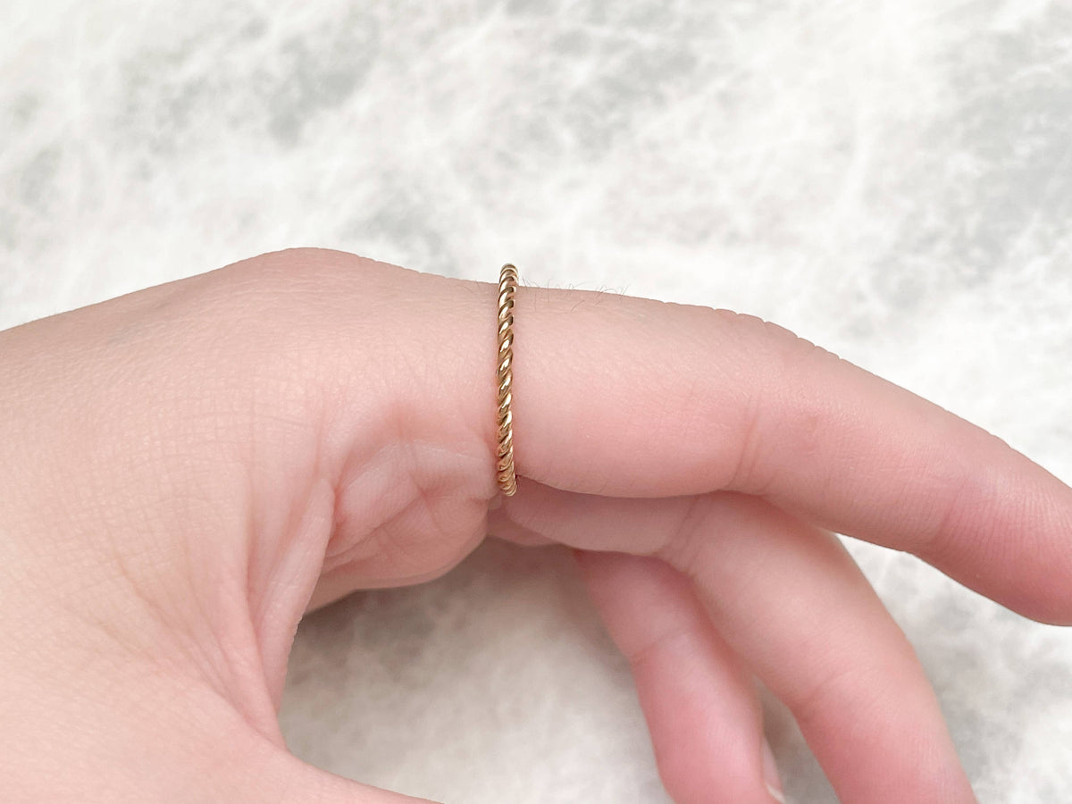 Dainty Stackable Rope Ring