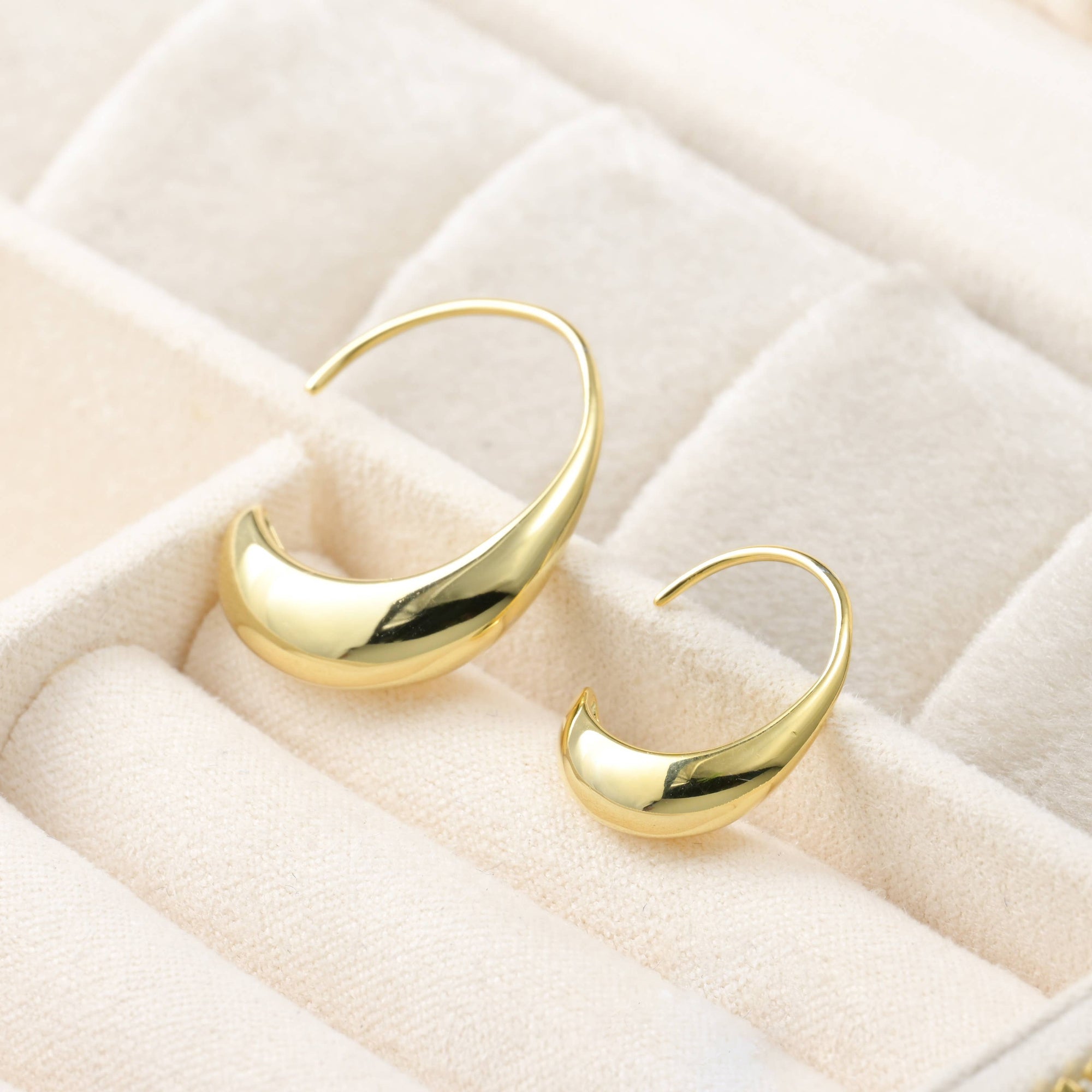 Bold Threader Earrings