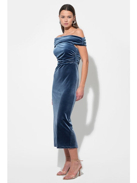Casette OTS Velvet Dress