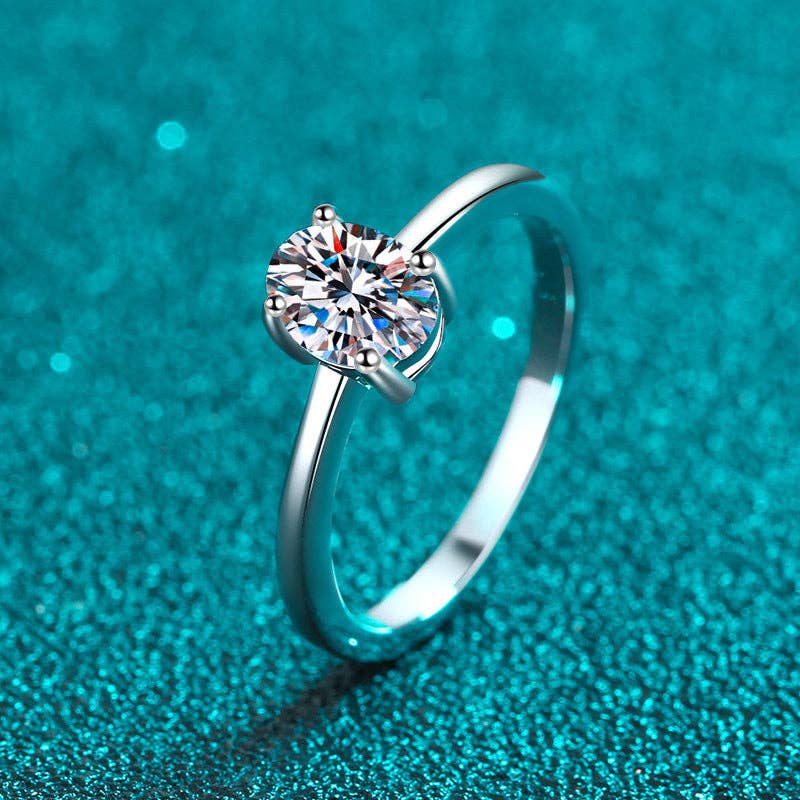 Oval Cut Moissanite Ring