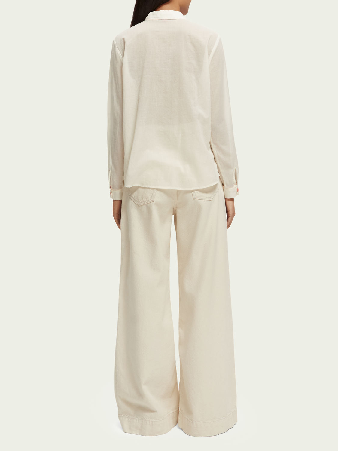 Regular fit colourful-button shirt